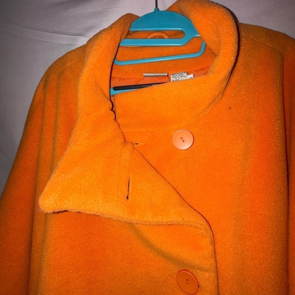 Plus Size Newport News Vibrant Orange Women's Poncho - Picture 4 of 15